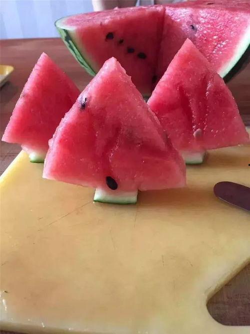 70后妈妈吃瓜,吃瓜时代的育儿观与生活态度