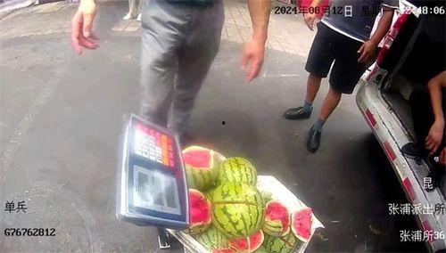 吃瓜群众交警服,揭秘交警日常