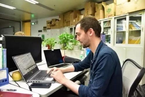 医院和律师天天吃瓜,医院与律师的“吃瓜”日常